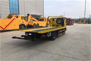 武胜非事故拖车