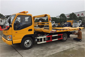 武胜哪里有拖车服务